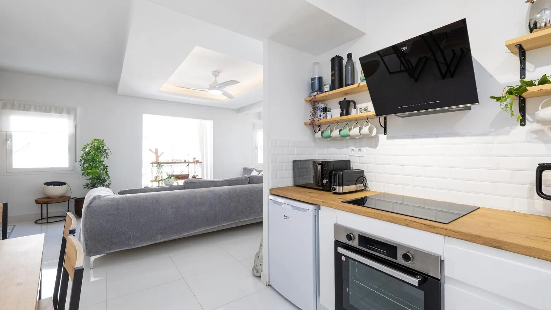 Las Flores Marbella Centro By Aora Stay